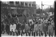 129.0-Студенты-и-преподаватели-СГУ-на-демонстрации.-1-мая-1974-г.4