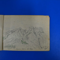 Блокнот с рисунками В. Н. Михайлова. Фонды Музея истории КФУ